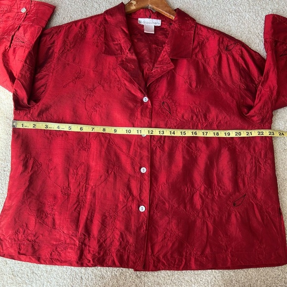 Dressbarn Womens Rich Red Button Down Shirt 100% Pure Silk Floral Paisley Preppy - Picture 13 of 14